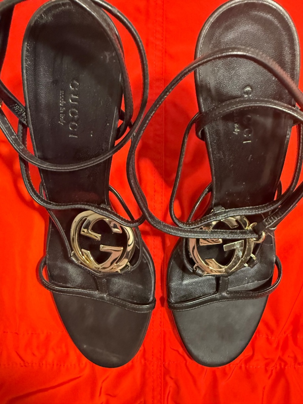 Gucci Vintage Black & Silver GG Strappy Leather Logo Sandal Heels